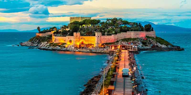 کوش آداسی یا مارماریس، کدام را برای سفر انتخاب کنیم؟