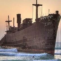 معرفی کامل کشتی یونانی + داستان ها و ویژگی ها