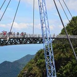 پل هوایی لنکاوی | زیباتری پل هوایی در شهر لنکاوی