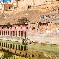 قلعه آمبر {معرفی + دسترسی + جاهای دیدنی}