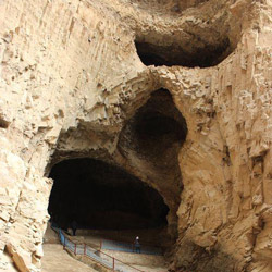 غار اصحاب کهف نخجوان