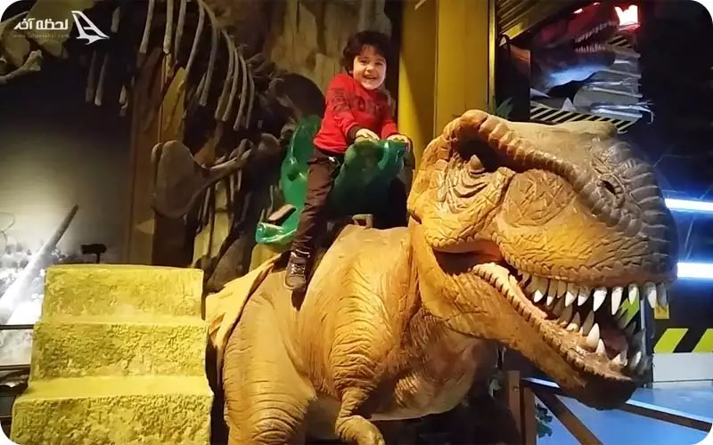 ژوراسیک لند