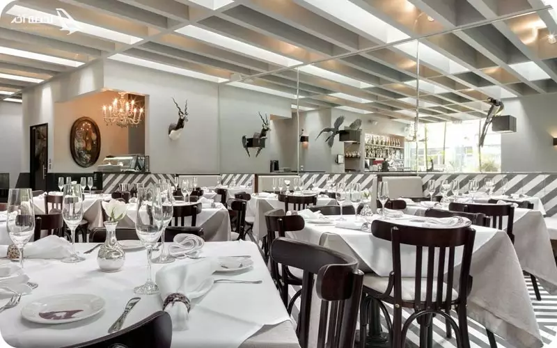 رستوران بلک اند وایت