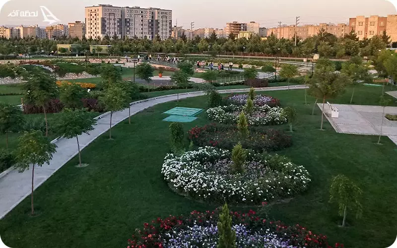 ساعت کار پارک مینیاتوری