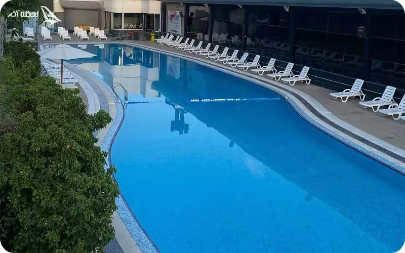 استخر باشگاه انقلاب