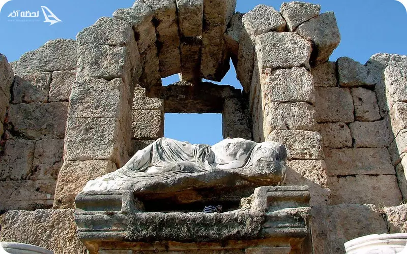 ساختمان تئاتر