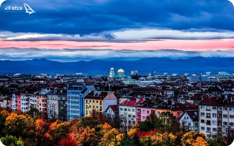 فصل تابستان: ماه‌های ژوئن تا آگوست (11 خرداد تا 9 شهریور)