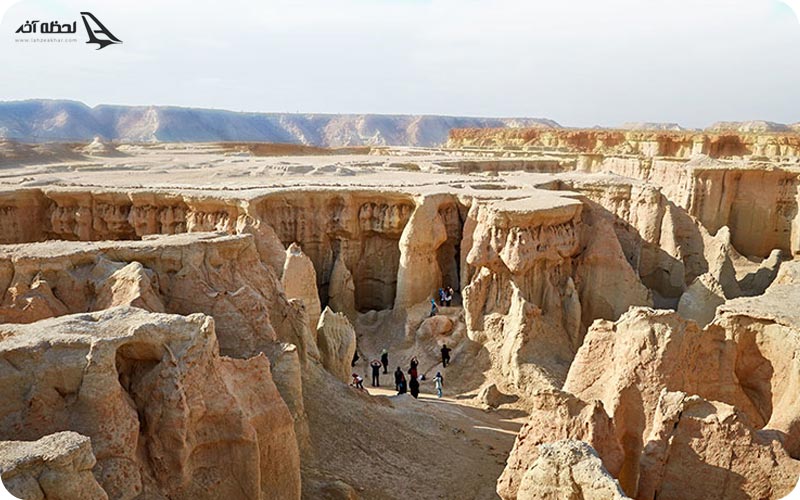 مسیر دسترسی به بام قشم