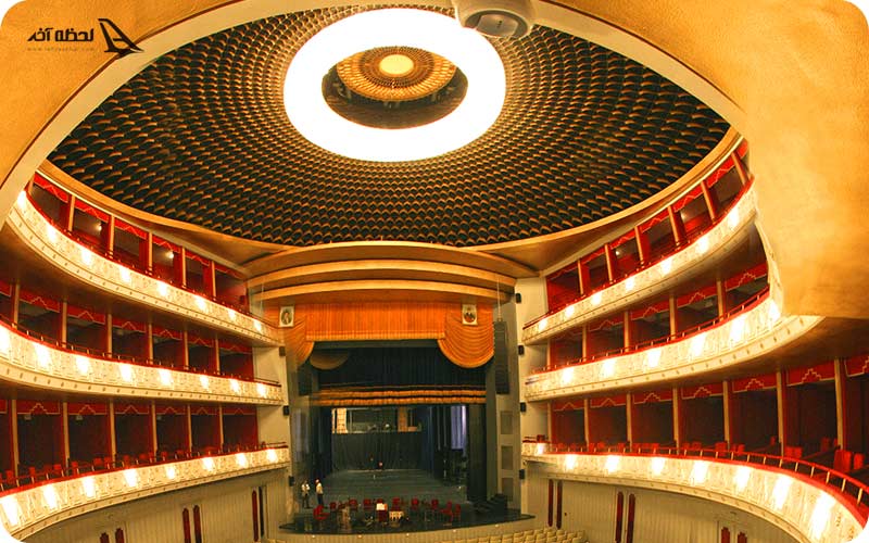 معرفی تالار وحدت