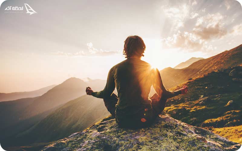 مدیتیشن انسان در طبیعت