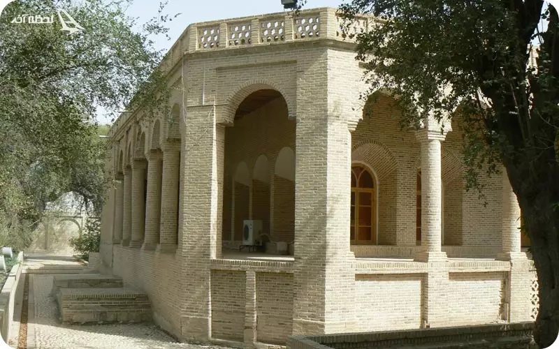 عمارت صمیمی