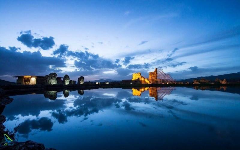 دریاچه ای مملو از گنج