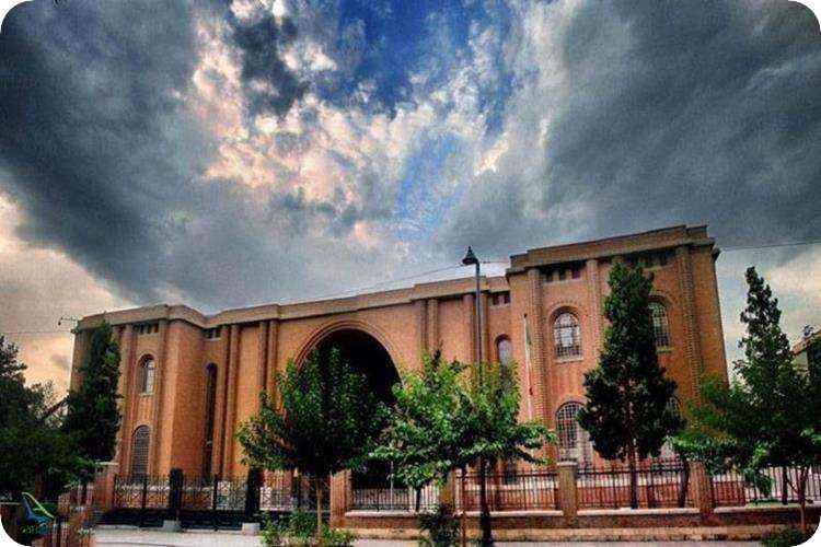 موزه ایران باستان