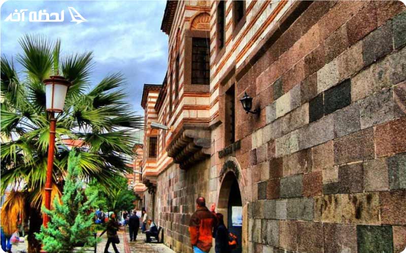 امکانات بازار کمرالتی ازمیر