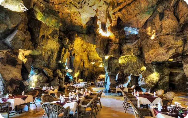 رستوران کوه نور کیش