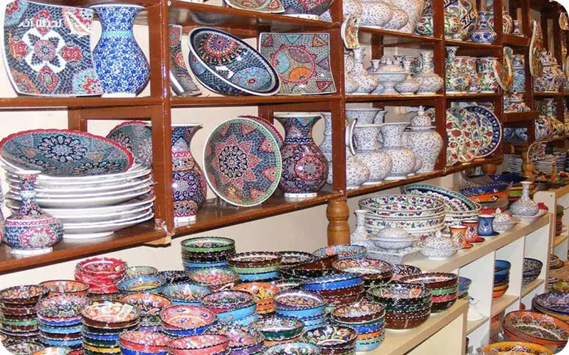 خرید سوغاتی از مراکز خرید میدان تکسیم