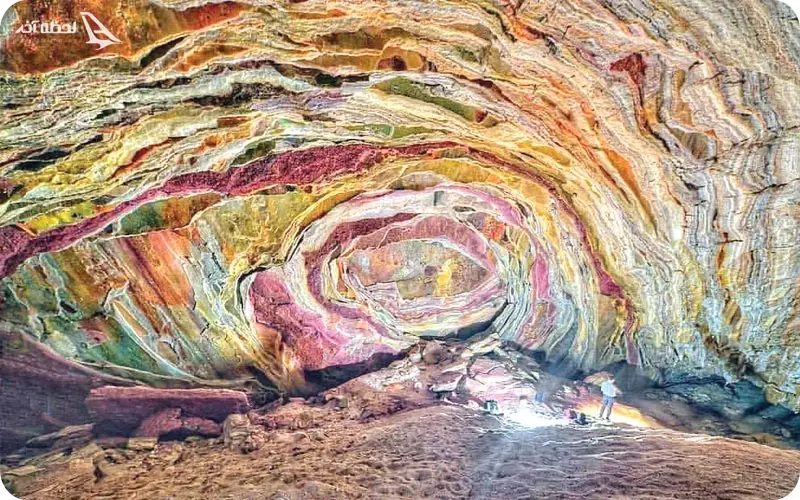 غار نمکدان قشم