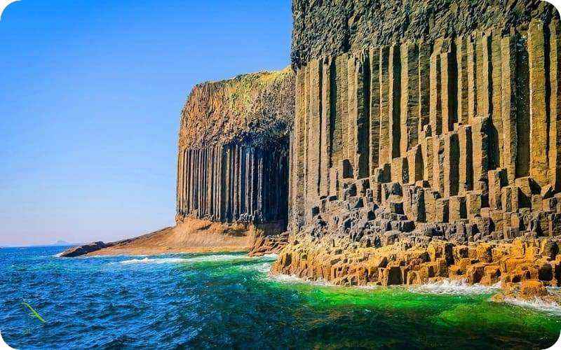 غار آبی فینگال