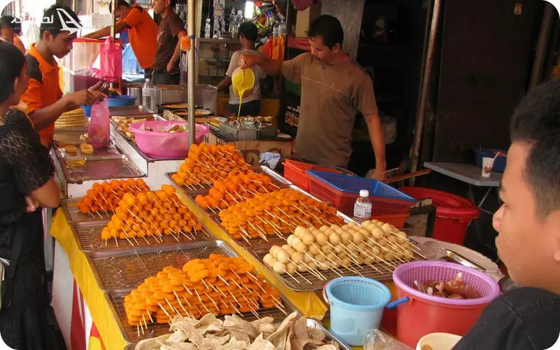 پنج شنبه بازار مارماریس