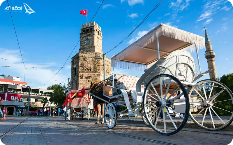 اطراف برج ساعت آنتالیا