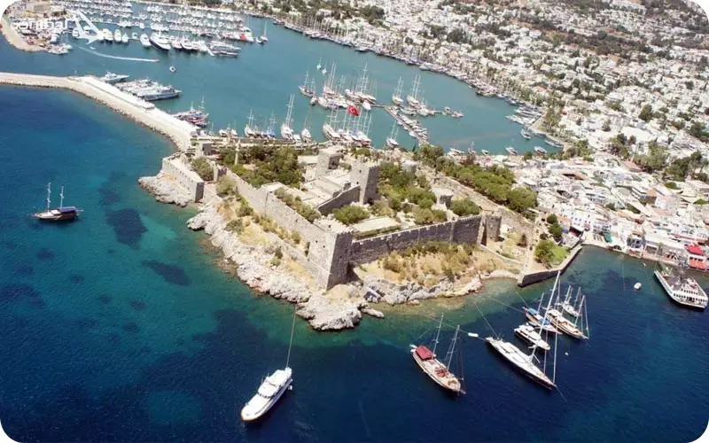 کاپ چوبی قایقرانی بدروم