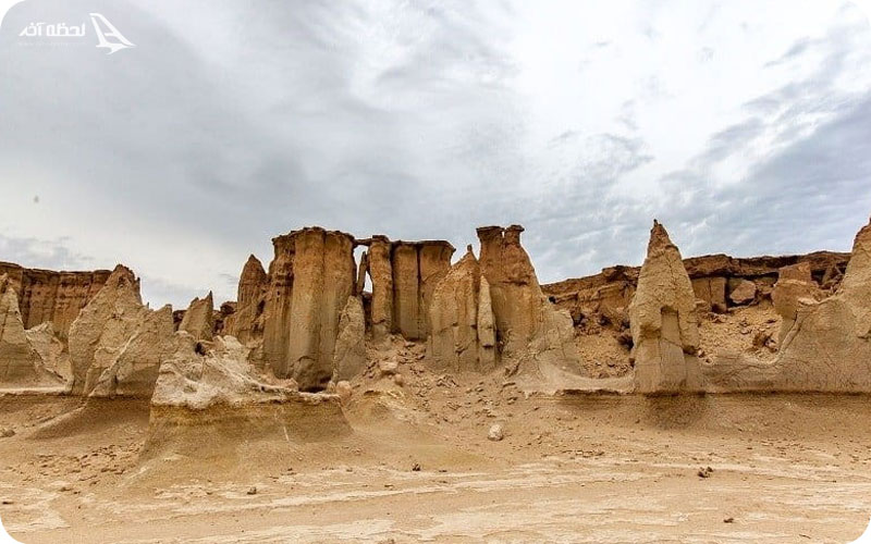 دره تندیس ها