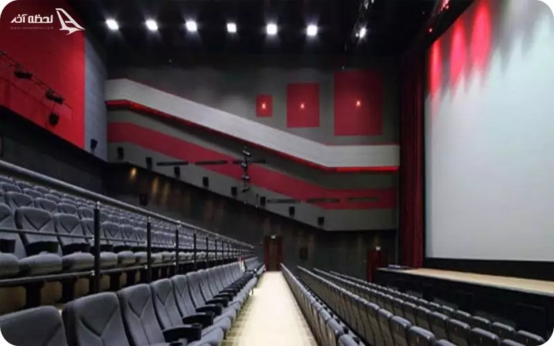 داخل سینما هویزه مشهد
