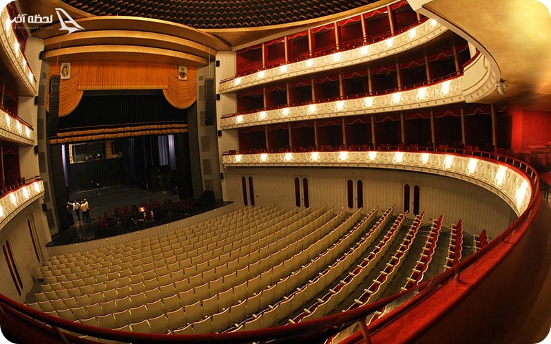 طبقات پشت صحنه