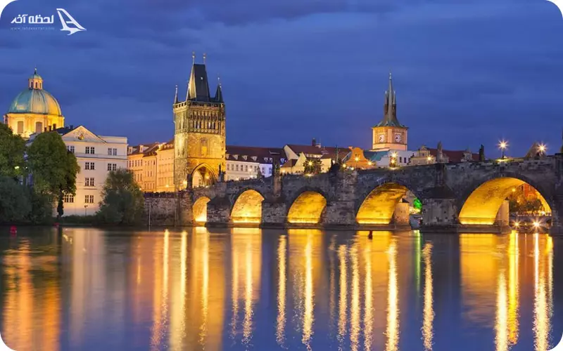 بازدید از پل چارلز