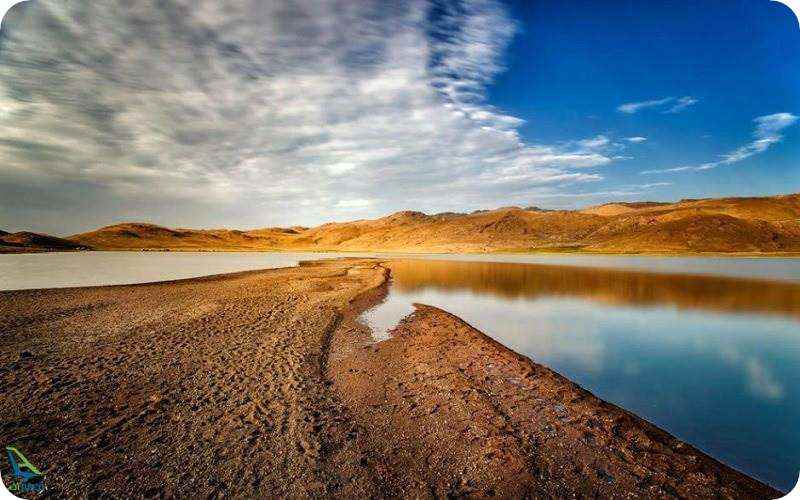 دریاچه نئور