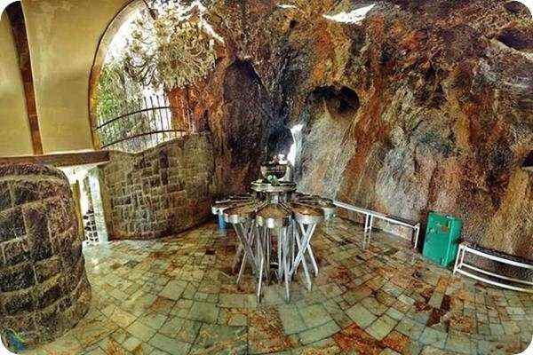 آدرس آتشکده چک چکه