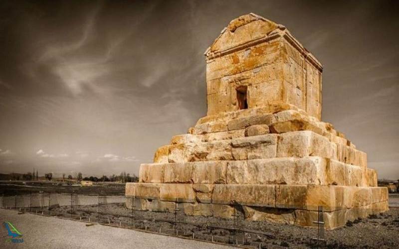 آثار باستانی ایران