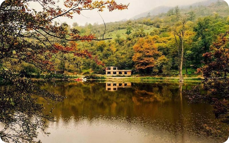 بهترین فصل سفر به دریاچه شورمست