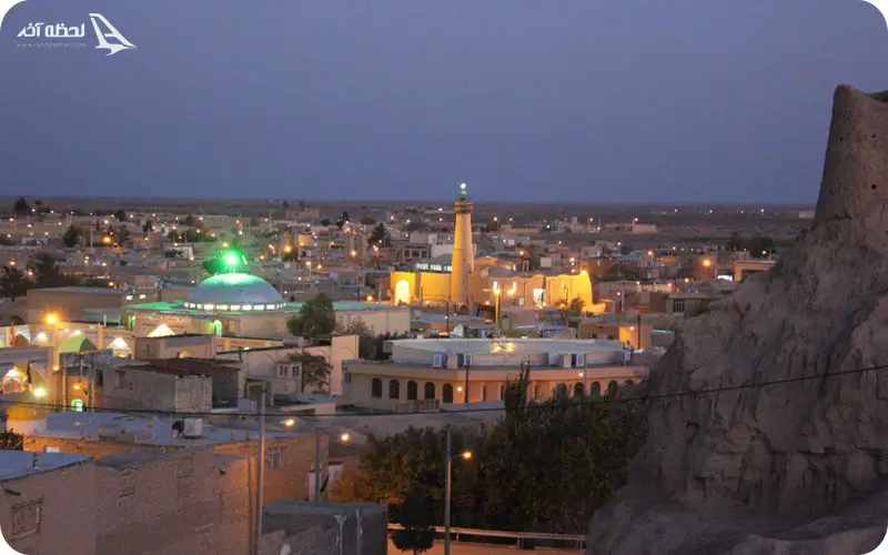 نایین کجاست؟