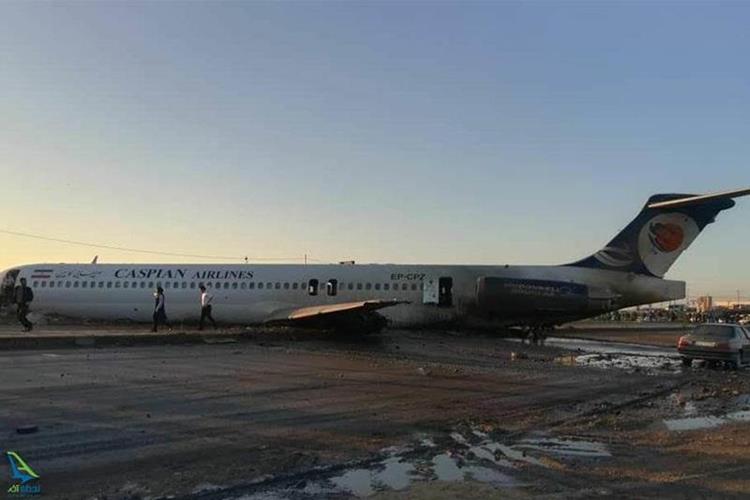 خروج هواپیما از باند فرودگاه