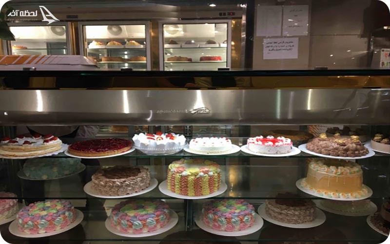 کیک های شکلاتی و خامه ای قنادی بی بی