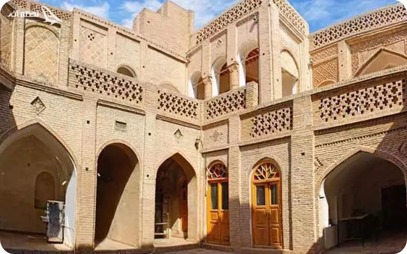 خانه تاریخی سوزنگر