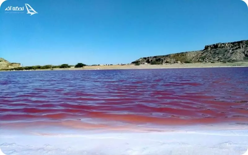 نمای فوق العاده دریاچه صورتی ایران