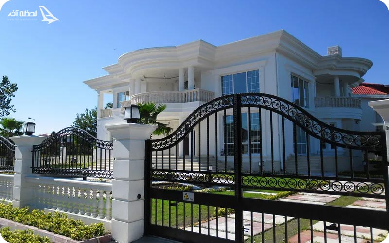 دهکده ساحلی انزلی