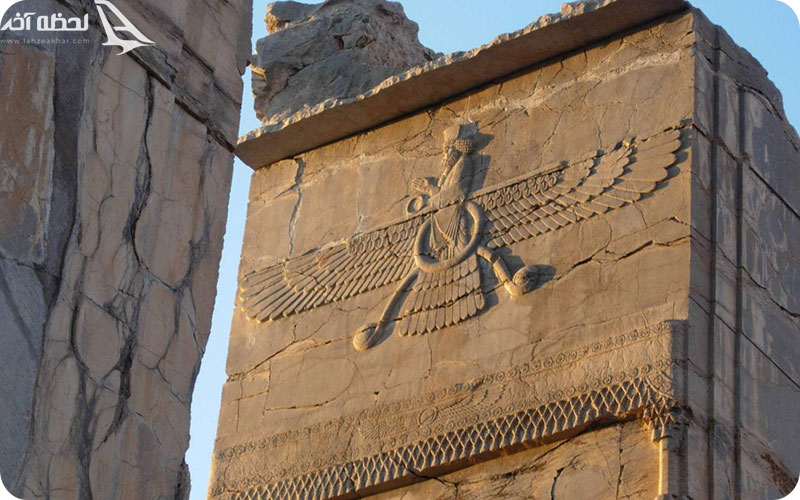 سنگ نگاره های تخت جمشید