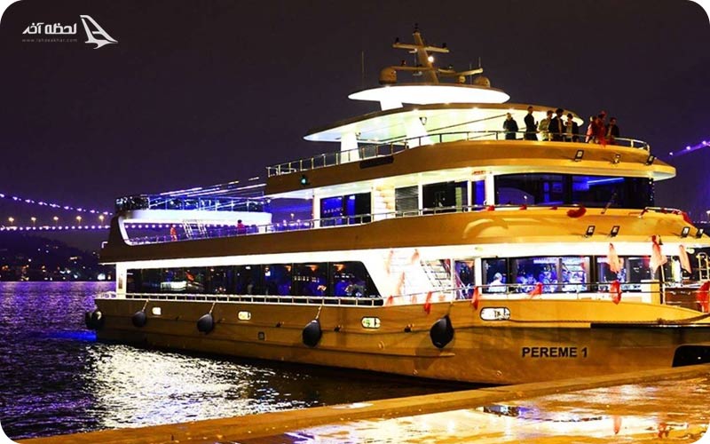 کشتی سواری در بسفر استانبول