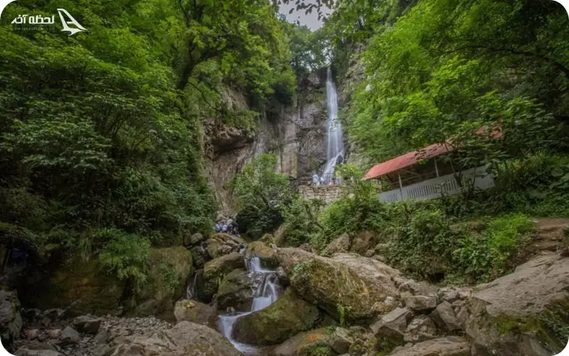 آبشار ماخونتستی