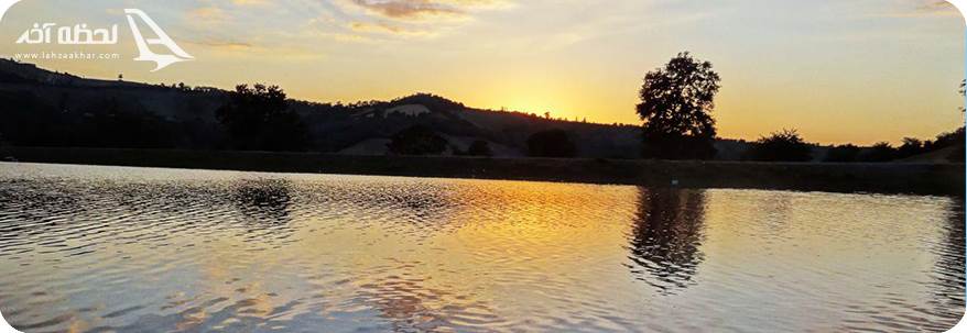غروب دریاچه توشن