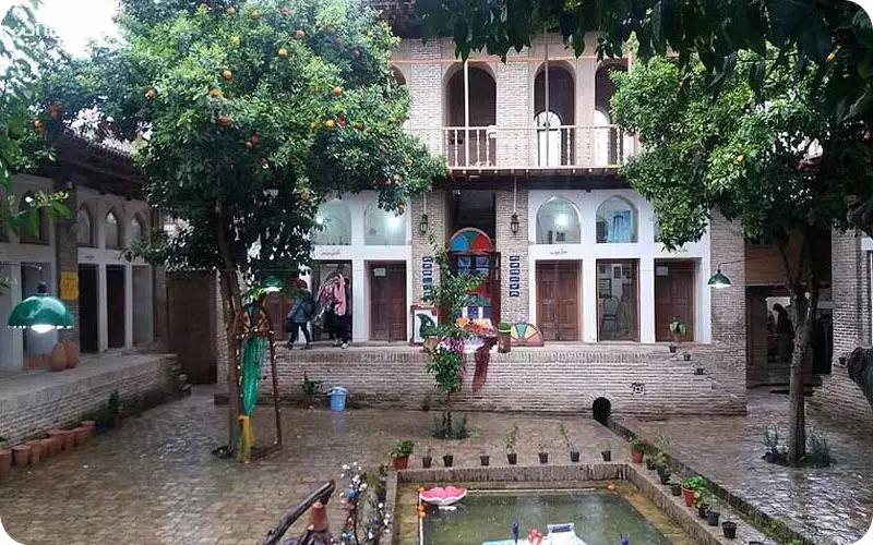 سرای باقری ها