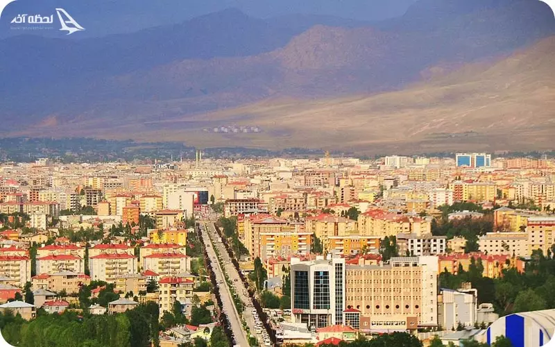 بهترین زمان برای سفر به وان، چه زمانی است؟