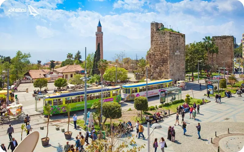 مسجدی قدیمی به نام ییولی مناره