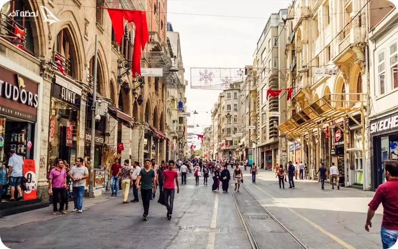 مرکز خرید خیابان استقلال