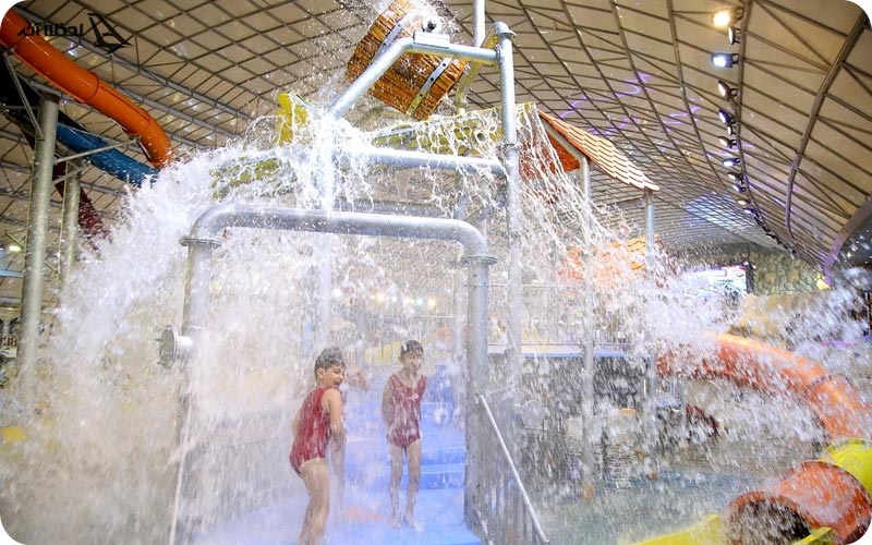 سرزمین موج ها آبی بخش کودکان