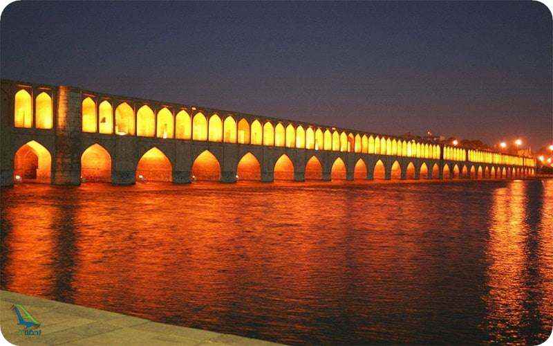 سی و سه پل اصفهان