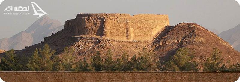 قلعه شواز در روستا شواز